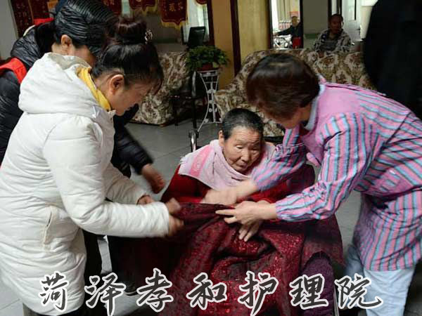 院内新闻-心连心，送大爱，永远在路上